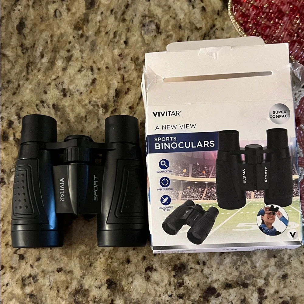Vivitar SPORTS binoculars